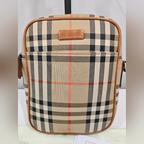 Burberry Vintage Haymarket Crossbody Bag With COA And Dustbag - Picture 3 of 16